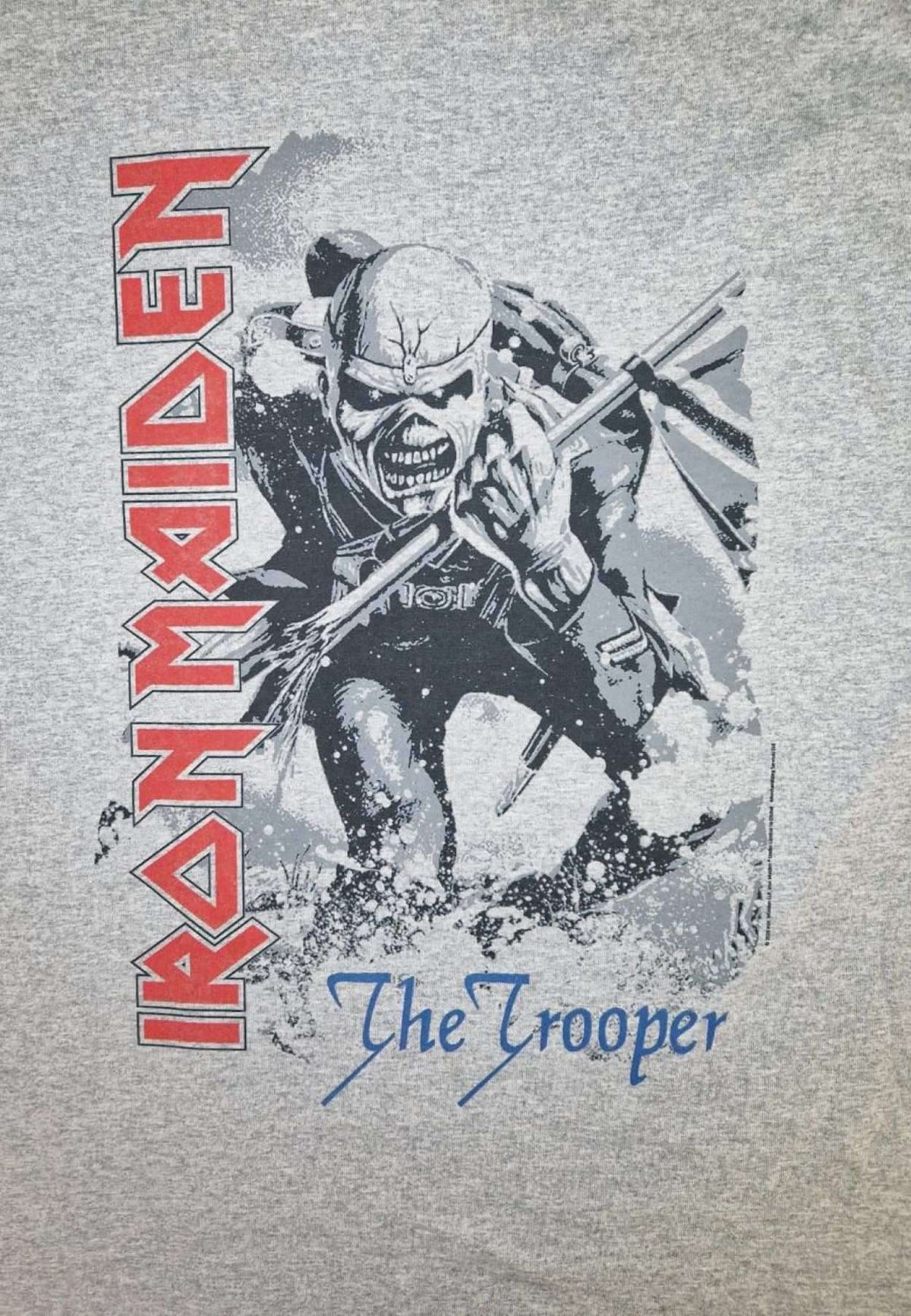 Iron Maiden - Trooper Close-Up Grey T-Shirt