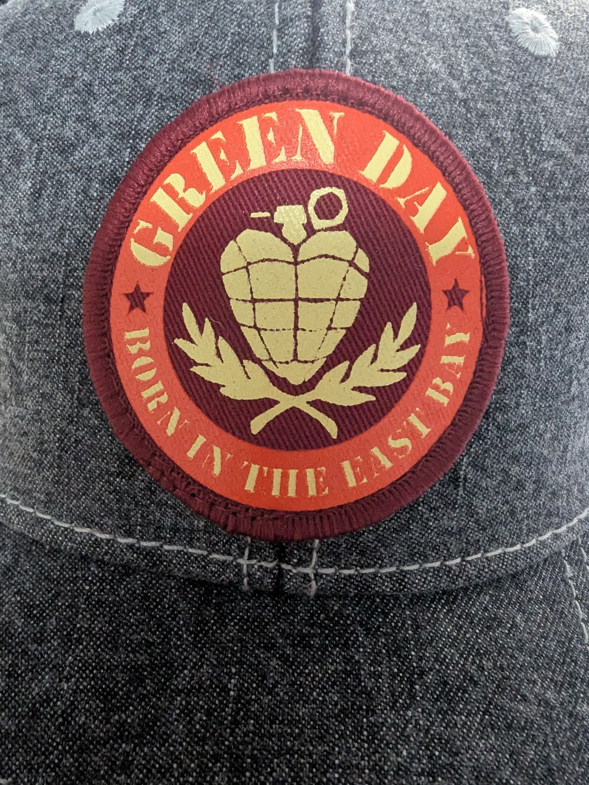 Green Day - Circle Badge Trucker CAP