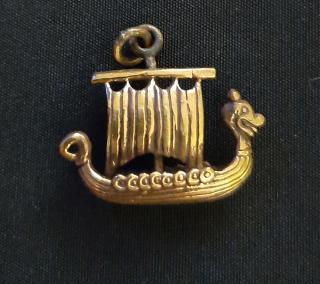 Anh&auml;nger - Wikingerschiff Bronze mit Lederband