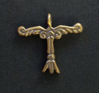 Keltischer Anhänger 5 aus Bronze mit Lederband